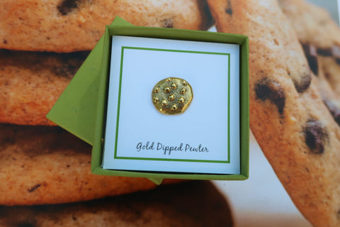 Cookie Gold Lapel Pin