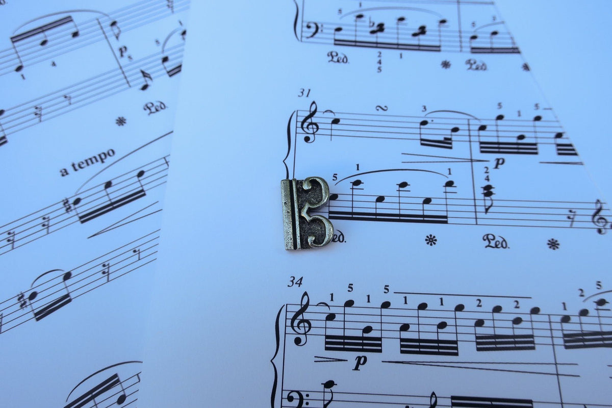 C Clef (Alto Clef) Lapel Pin | Lapel Pin Planet – lapelpinplanet