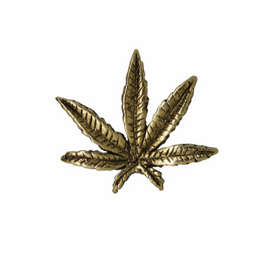 Marijuana Leaf Gold Lapel Pin | lapelpinplanet