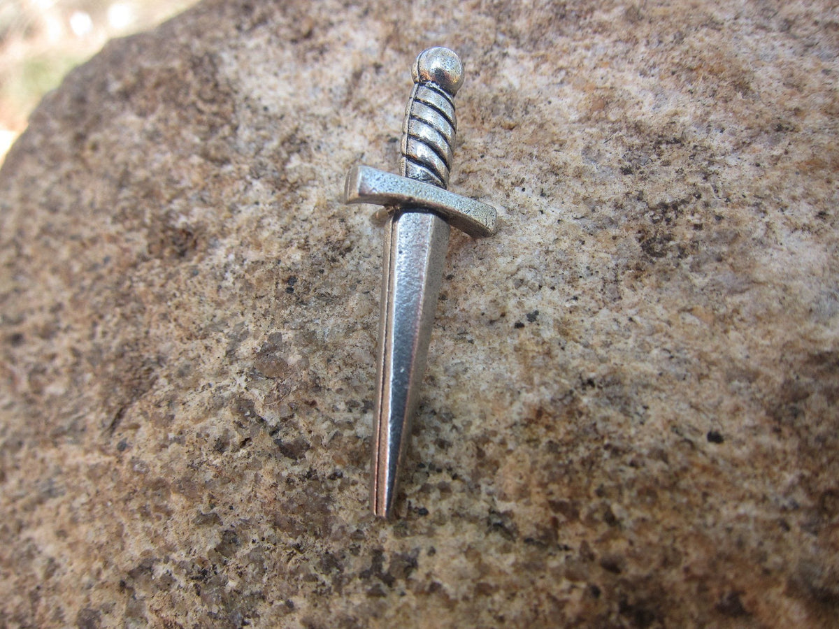 Dagger Lapel Pin – lapelpinplanet