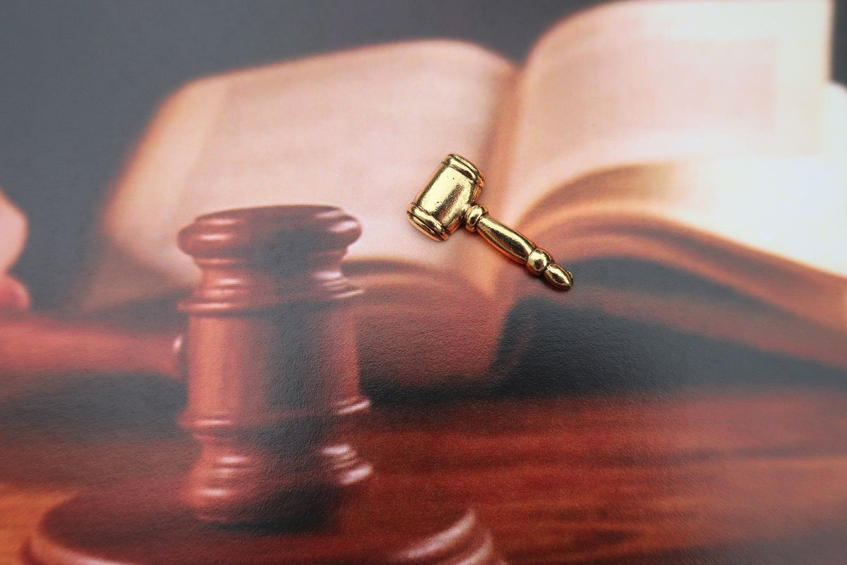 Gavel Gold Lapel Pin