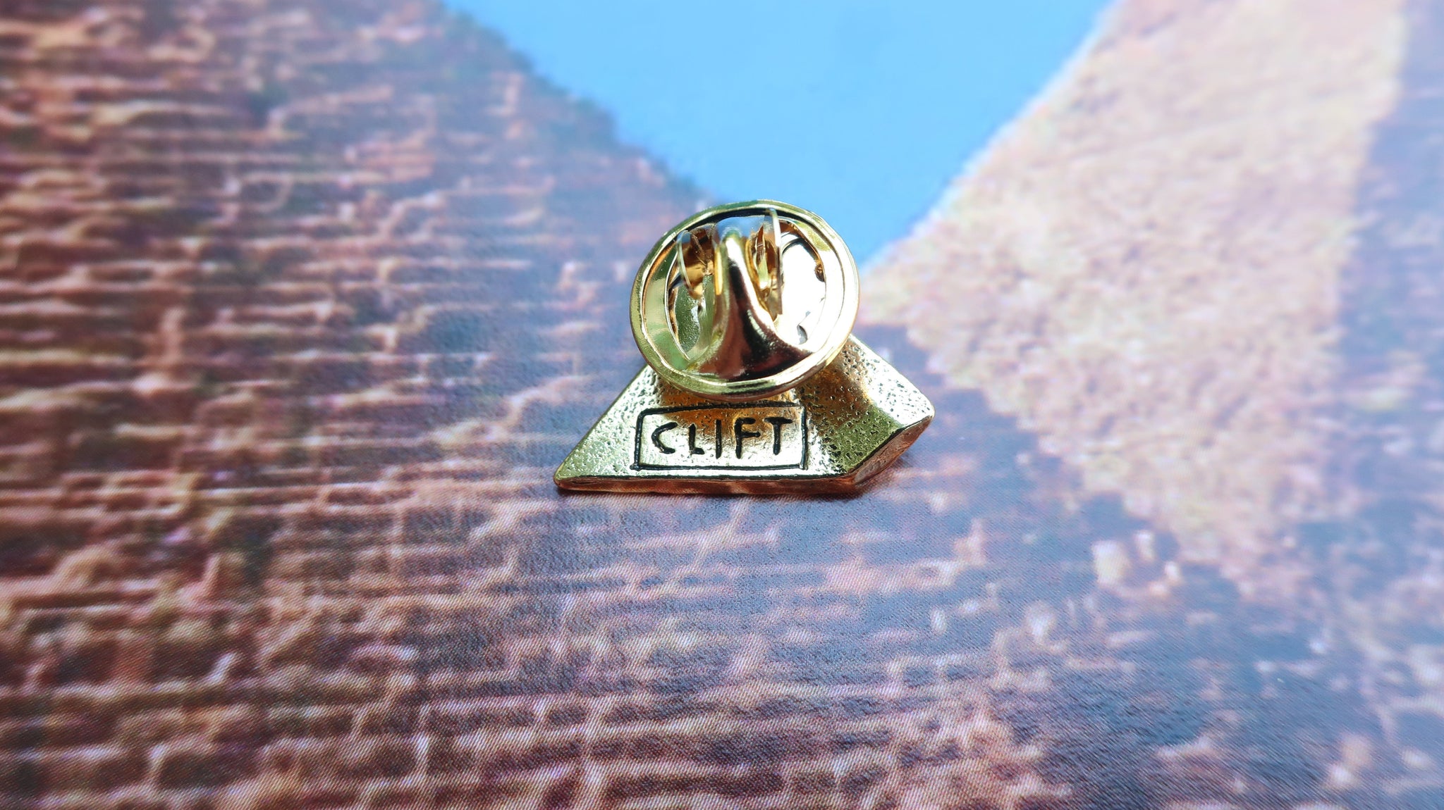 Pyramid Pin Pyramid Lapel Pin – lapelpinplanet