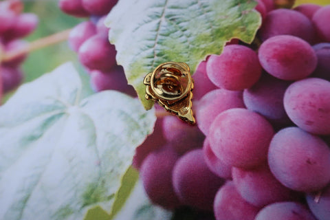 Grapes Gold Lapel Pin