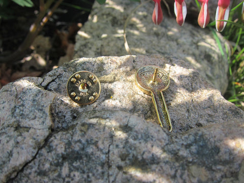 Magnifying Glass Gold Lapel Pin