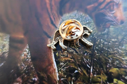 Tiger Gold Lapel Pin