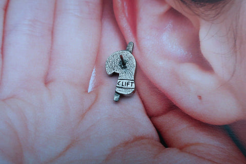 Hard of Hearing Lapel Pin