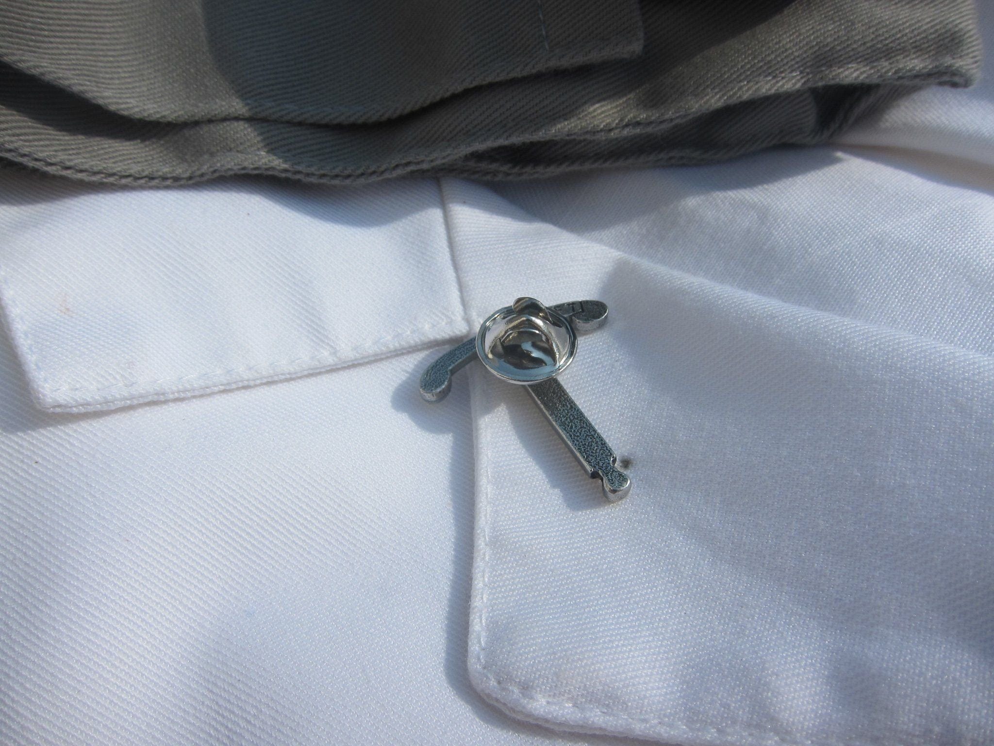 IUD Lapel Pin – lapelpinplanet