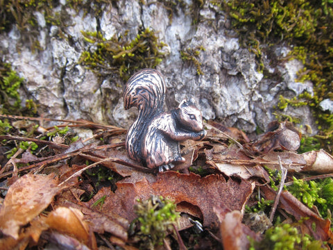 Squirrel Copper Lapel Pin