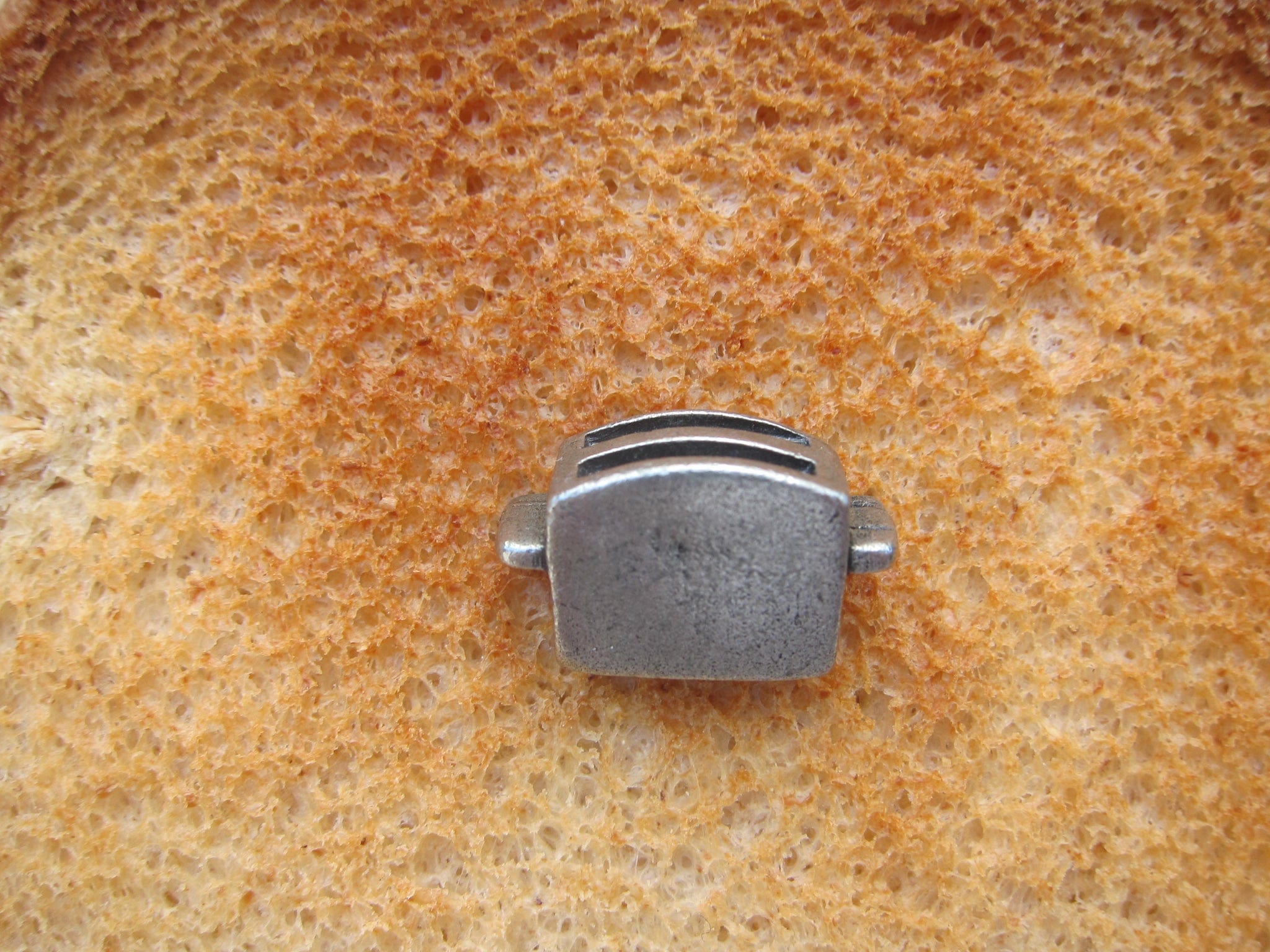 Toaster Lapel Pin – lapelpinplanet