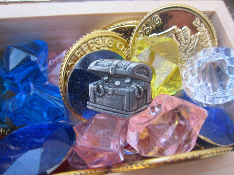 Treasure Chest Pin Treasure Chest Lapel Pin – lapelpinplanet